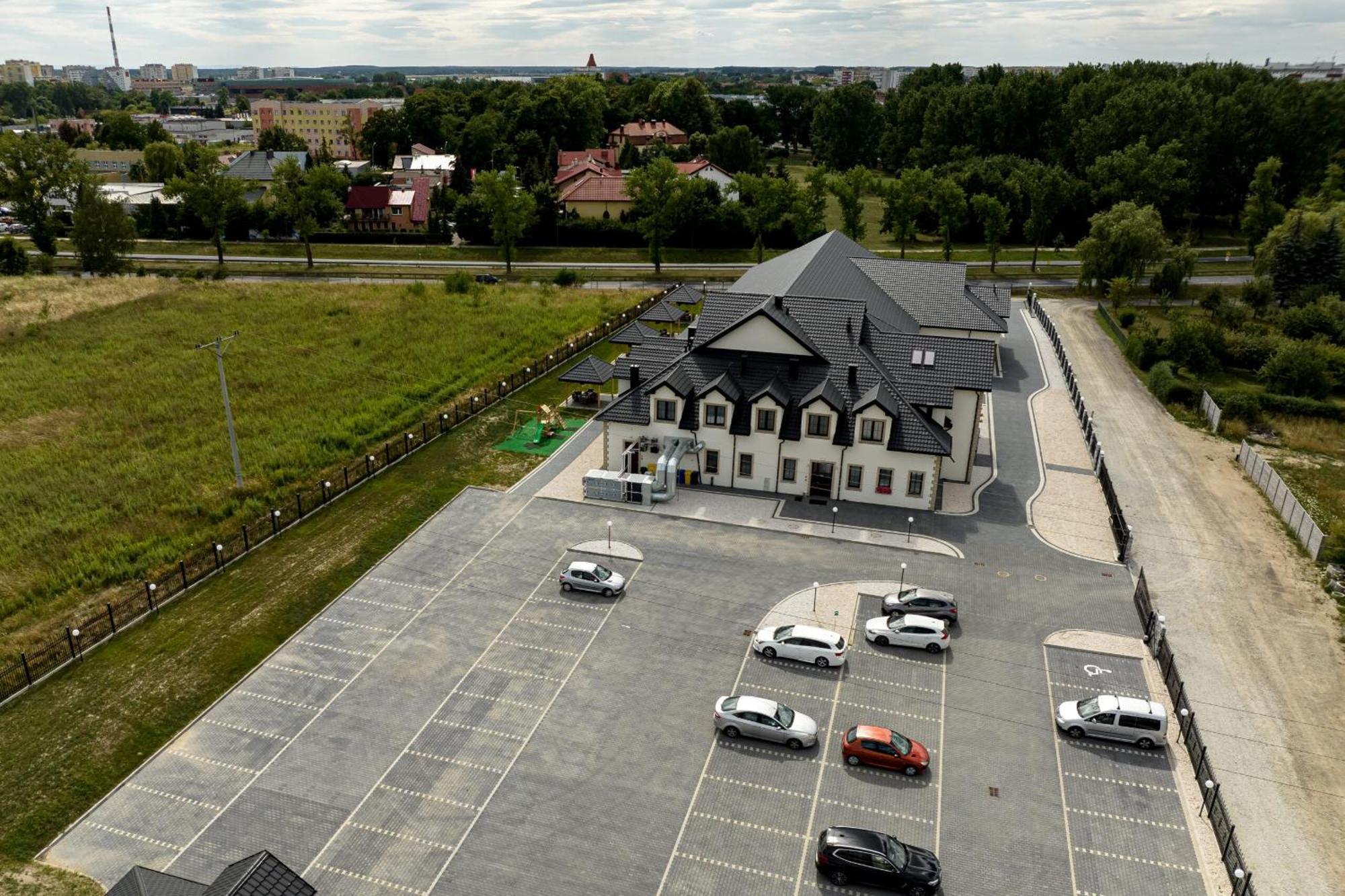 Pensjonat Miedziana Perla Lubin Exteriör bild